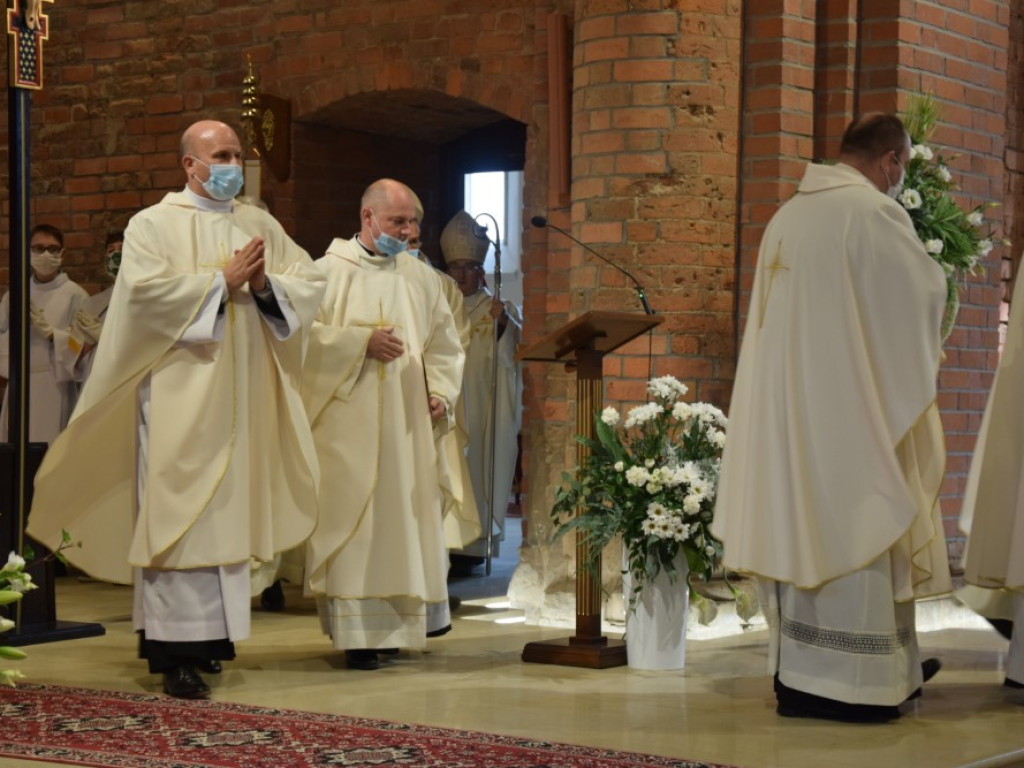 Wierni pożegnali w kolegiacie księdza Malskiego
