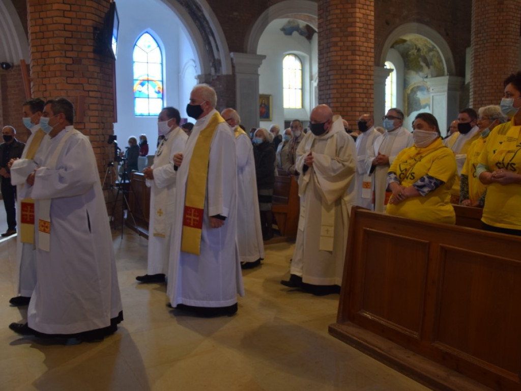 Wierni pożegnali w kolegiacie księdza Malskiego