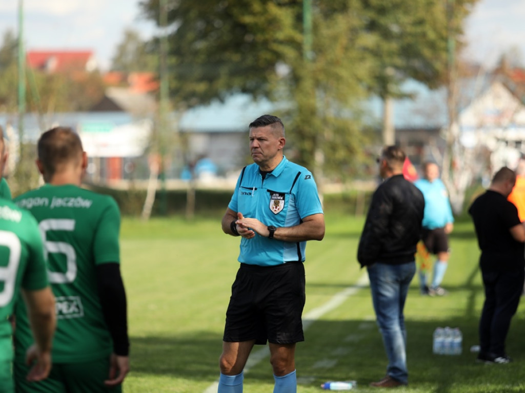 Piękne gole w Jaczowie. Dragon nadal liderem A-klasy