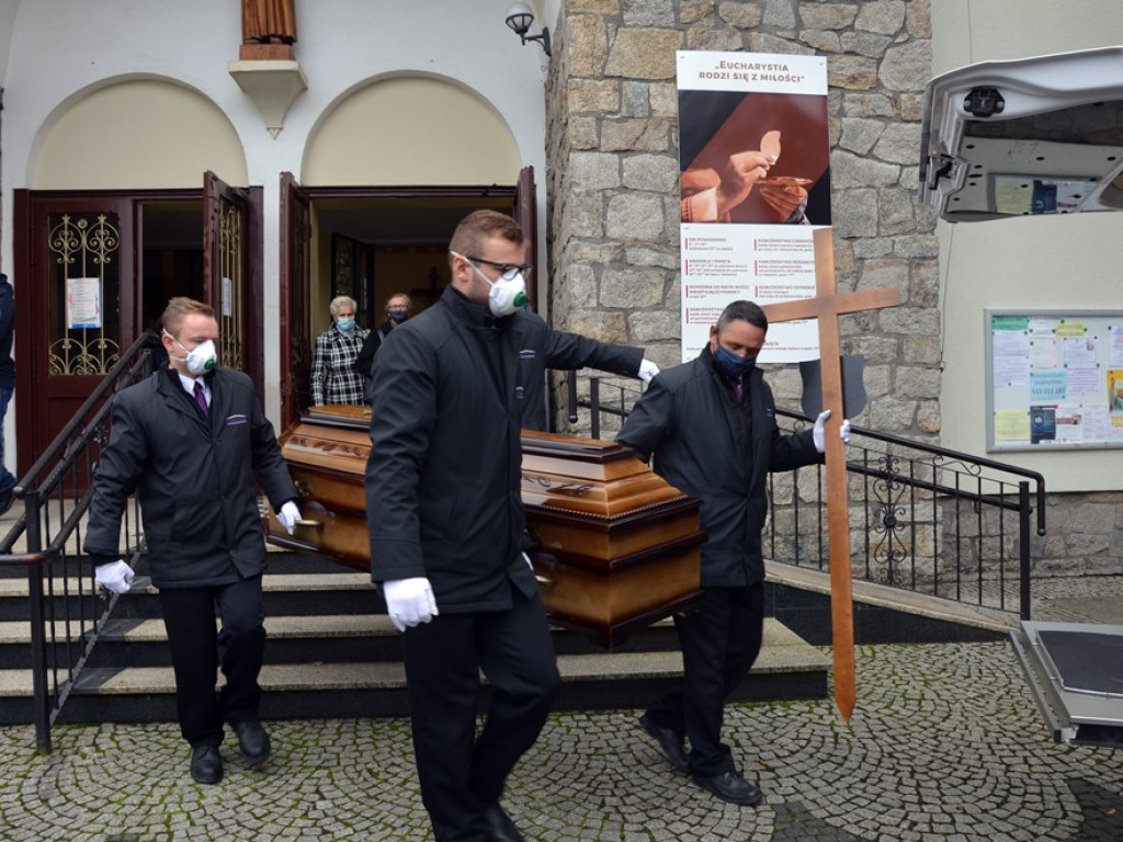 Ostatnie pożegnanie księdza Zygmunta. Zmarł w wieku 82 lat