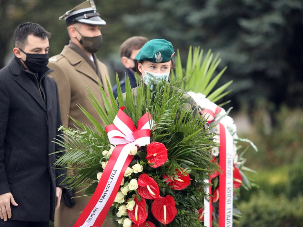 Skromniej niż zwykle. Rokaszewicz: W sercach powinniśmy czuć dumę