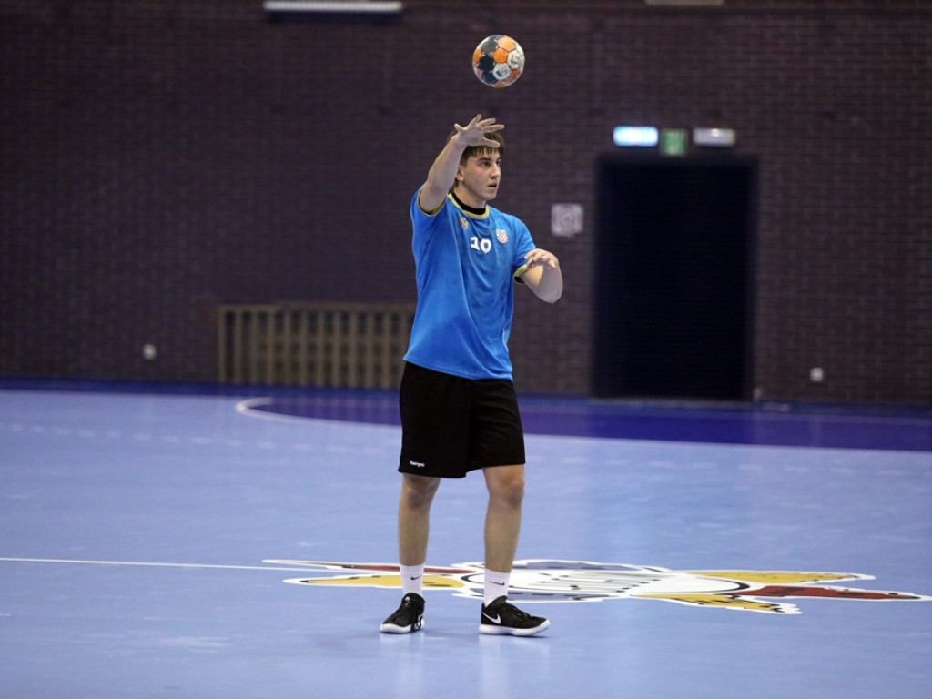 Juniorzy rzucili swoje i mogli cieszyć się z wygranej