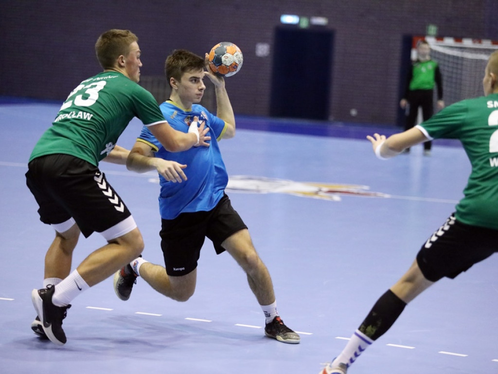 Juniorzy rzucili swoje i mogli cieszyć się z wygranej