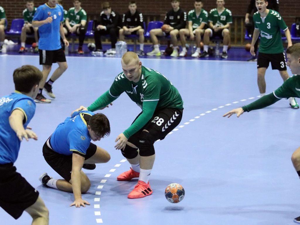 Juniorzy rzucili swoje i mogli cieszyć się z wygranej