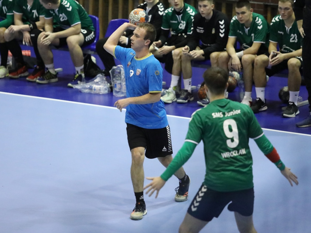 Juniorzy rzucili swoje i mogli cieszyć się z wygranej