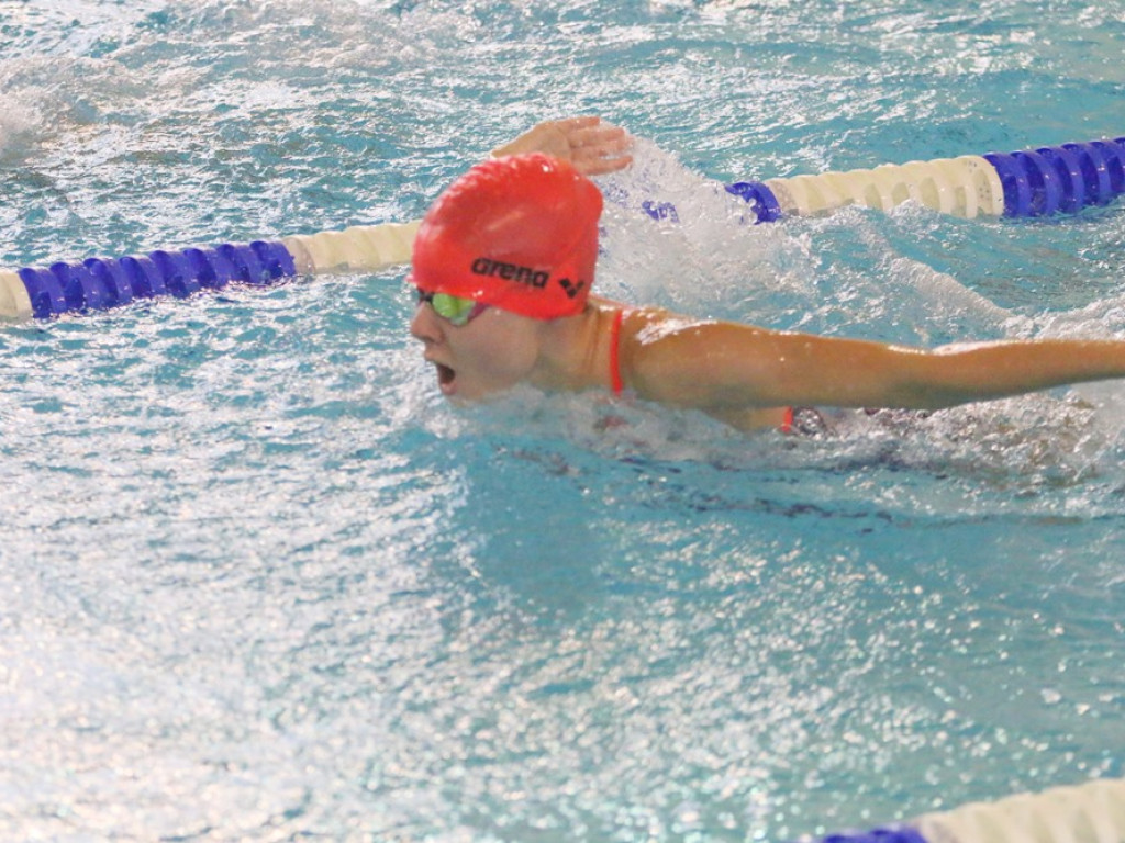 140 zawodników na starcie. Pływacka Barbórka w Głogowie