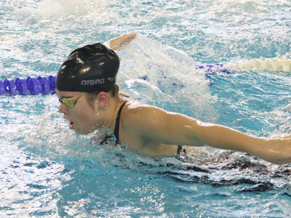 140 zawodników na starcie. Pływacka Barbórka w Głogowie