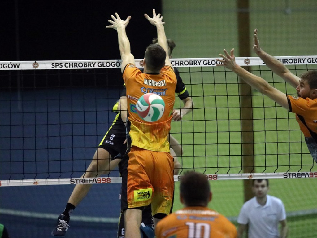 Siatkarze znów wygrali bez straty seta. Świetna seria