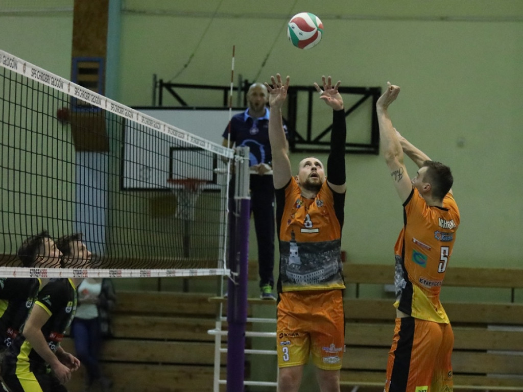 Siatkarze znów wygrali bez straty seta. Świetna seria