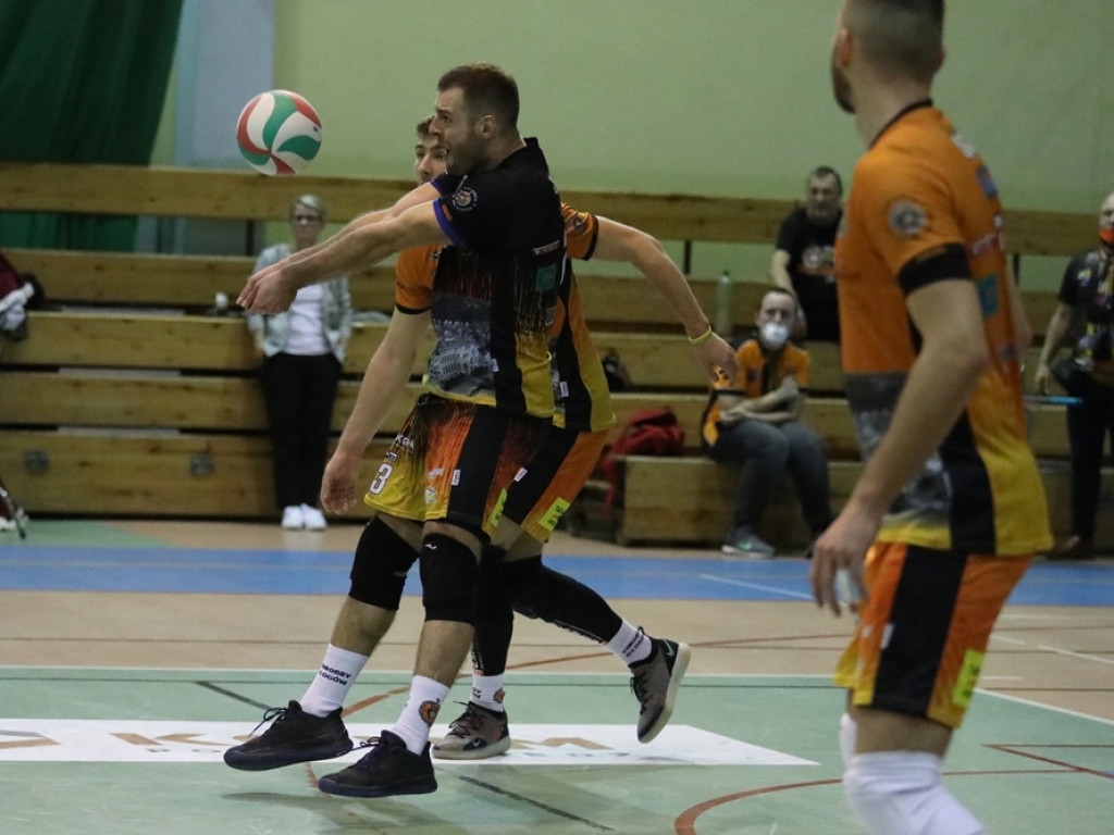 Siatkarze znów wygrali bez straty seta. Świetna seria