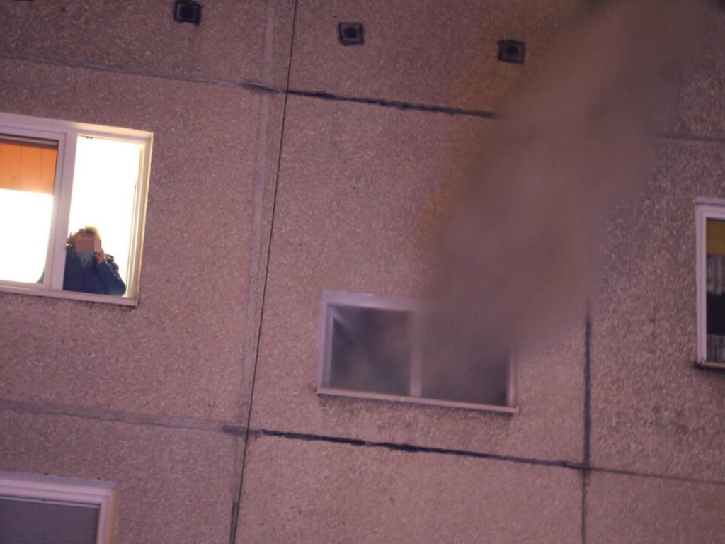 Pożar mieszkania w bloku przy ul Łokietka. Sąsiedzi mówią, że doszło do wybuchu