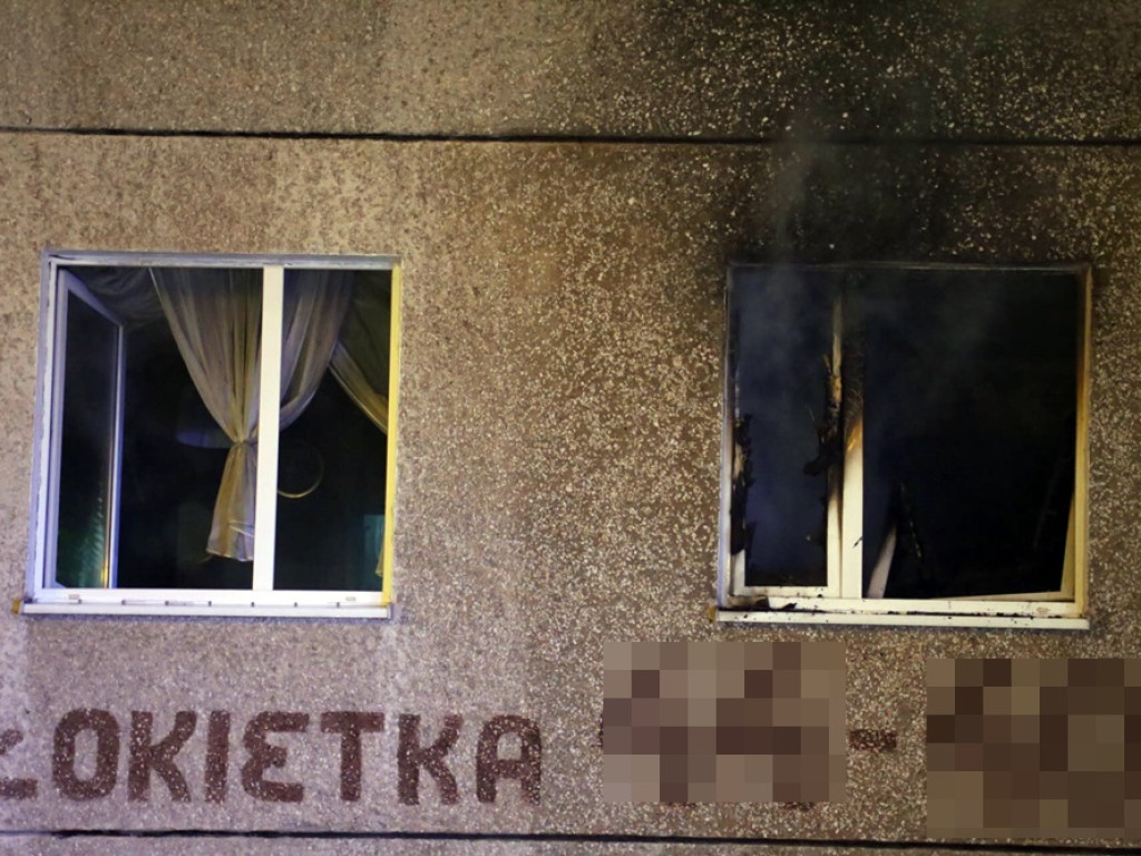 Pożar mieszkania w bloku przy ul Łokietka. Sąsiedzi mówią, że doszło do wybuchu
