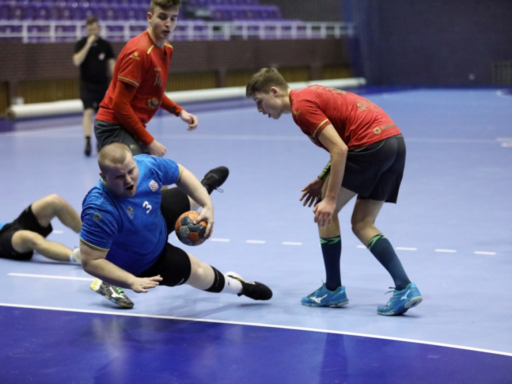 Wygrana na parkiecie i piękny gest młodych sportowców