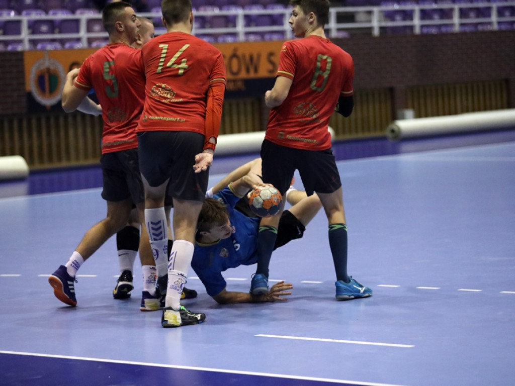 Wygrana na parkiecie i piękny gest młodych sportowców