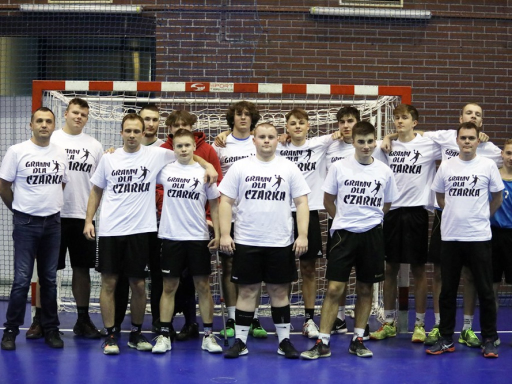 Wygrana na parkiecie i piękny gest młodych sportowców