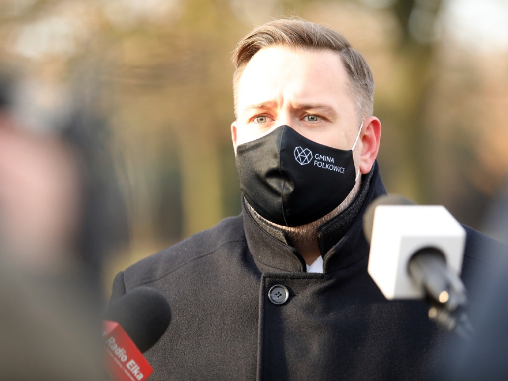 Nowa karetka dla szpitala w Głogowie. Złożyły się lokalne samorządy