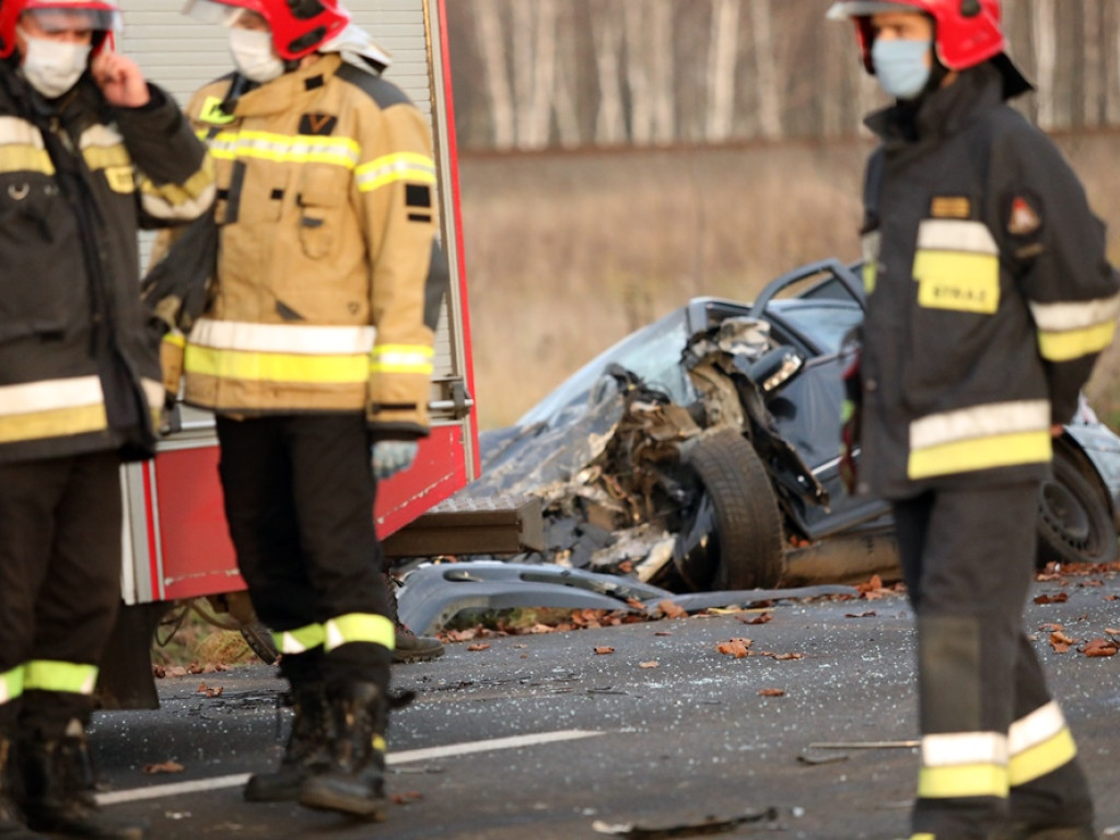 Było to czołowe zderzenie. Wśród poszkodowanych jest dziecko