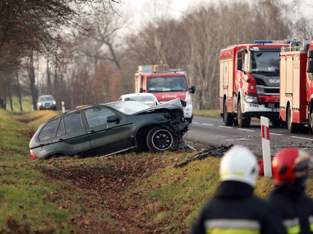 Było to czołowe zderzenie. Wśród poszkodowanych jest dziecko