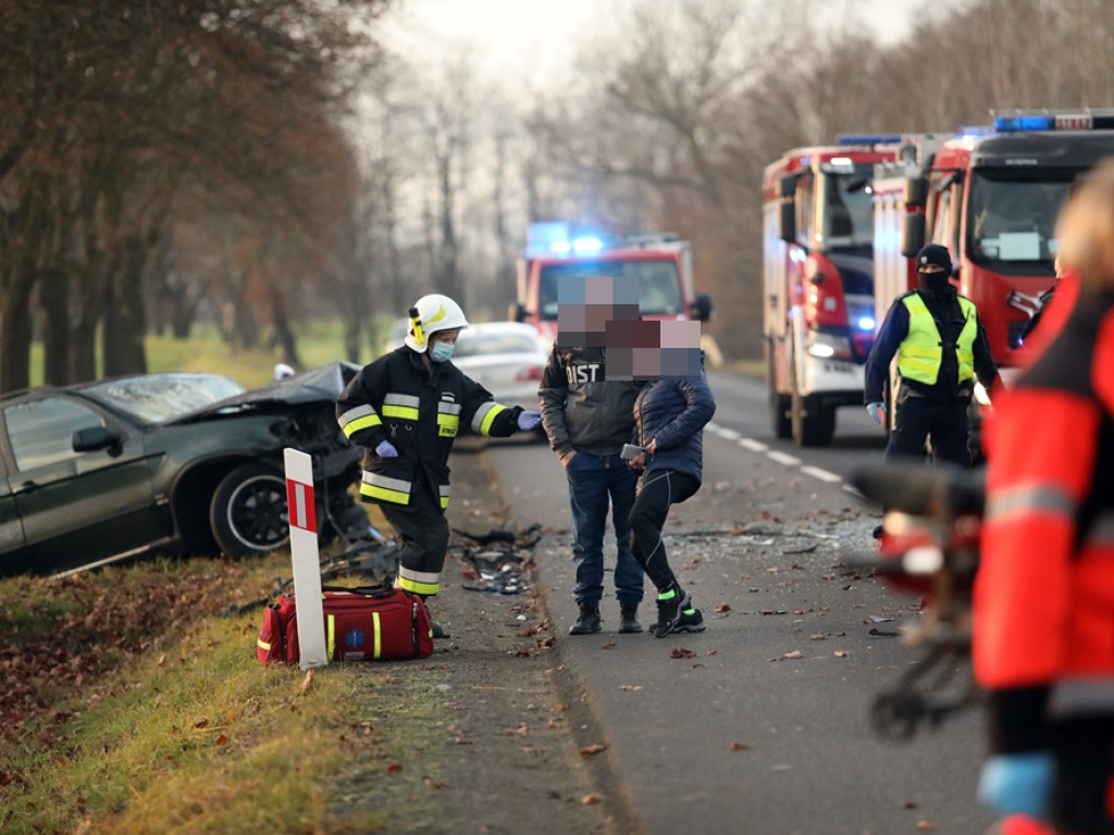 Było to czołowe zderzenie. Wśród poszkodowanych jest dziecko