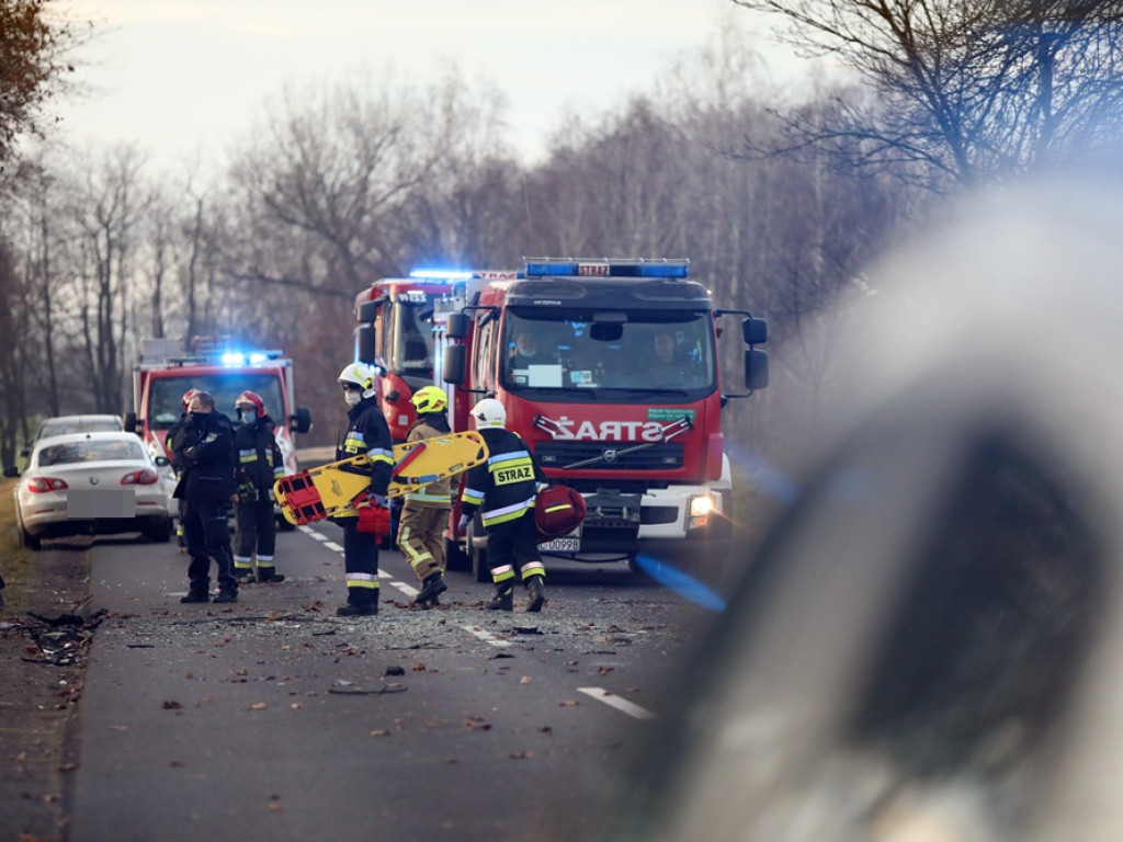 Było to czołowe zderzenie. Wśród poszkodowanych jest dziecko