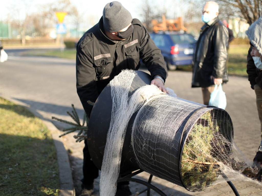 Kiermasz fundacji na targowisku! Prezenty od więźniów z Rawicza
