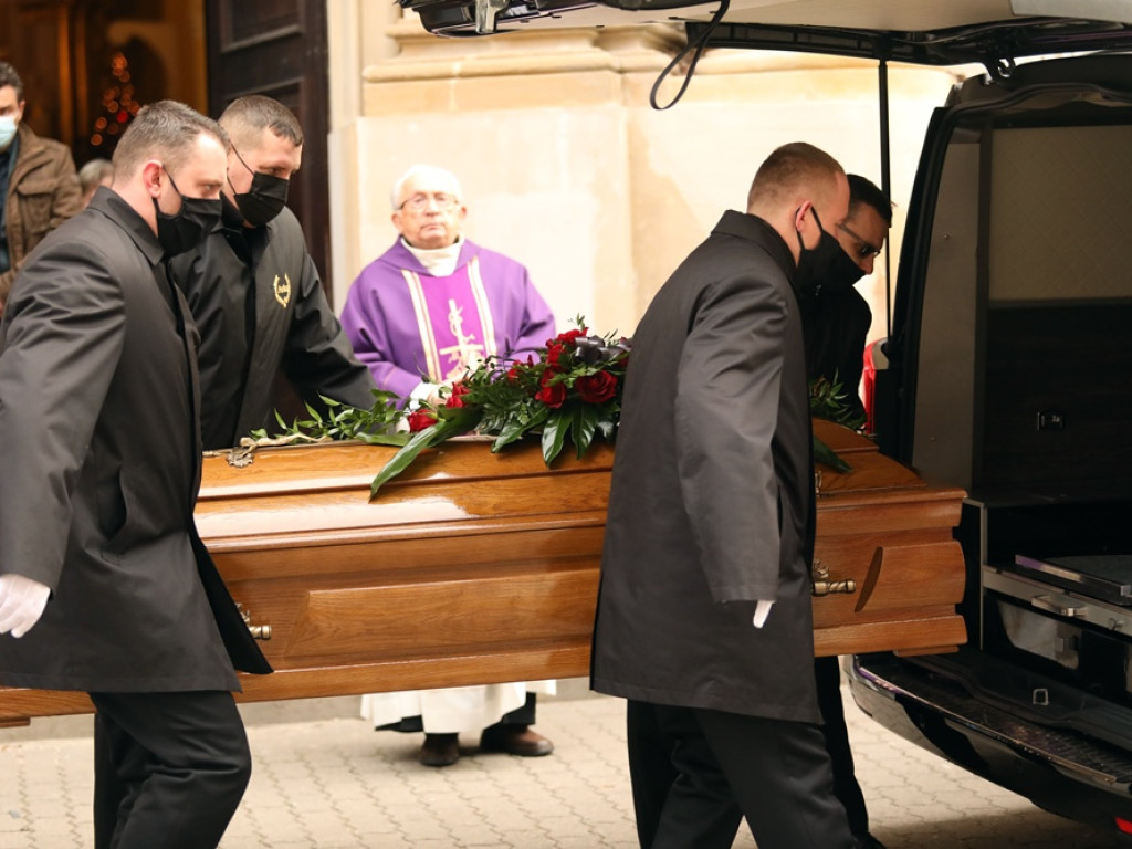 Pożegnaliśmy śp. Janusza Kucharskiego. Prezydent uhonorował zmarłego doktora