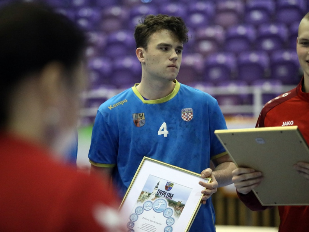 Młodzi szczypiorniści wyróżnieni! Dyplomy za sportowe osiągnięcia