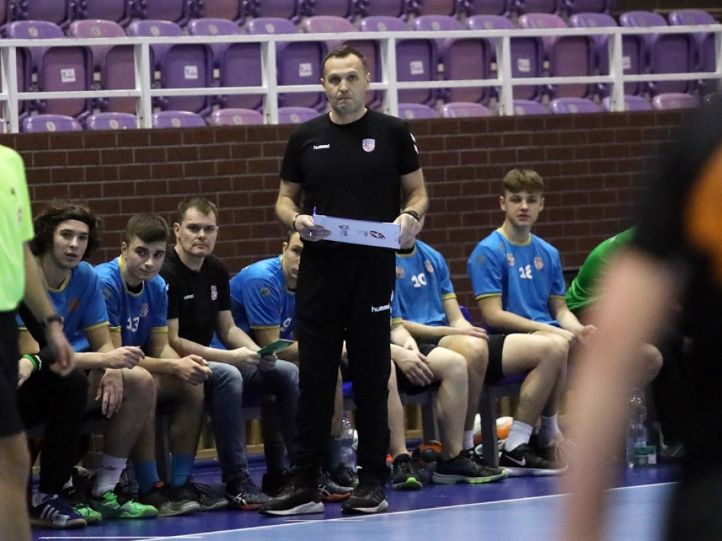 Jeden krok od awansu! Juniorzy Chrobrego zdemolowali Zagłębie