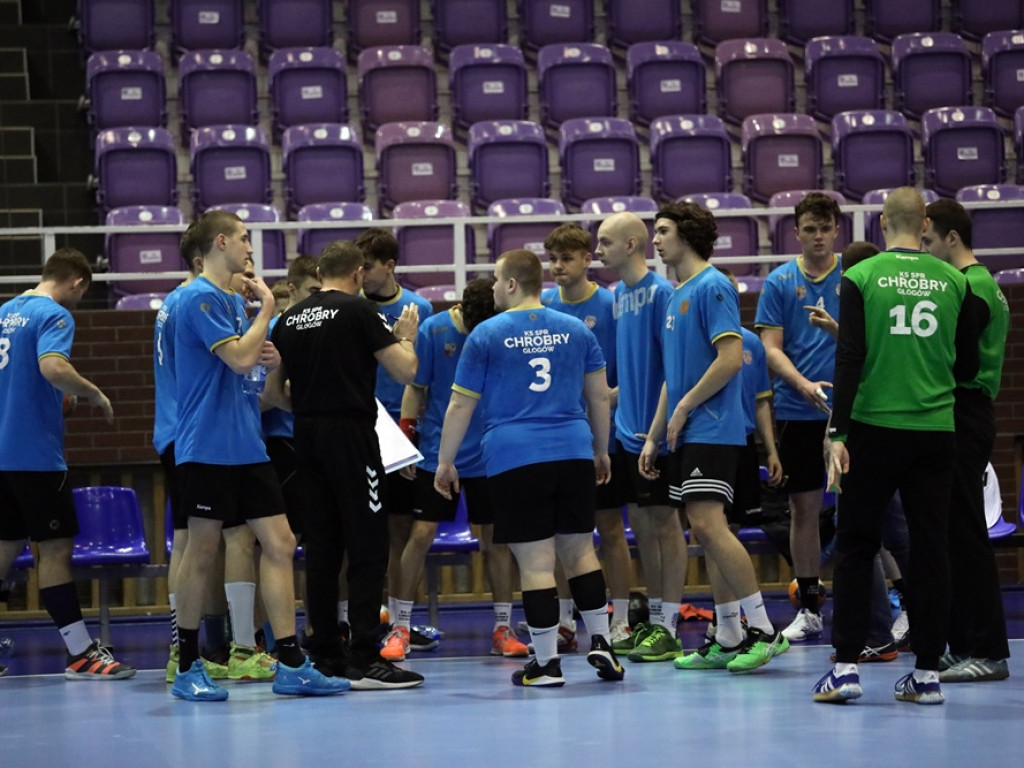 Jeden krok od awansu! Juniorzy Chrobrego zdemolowali Zagłębie