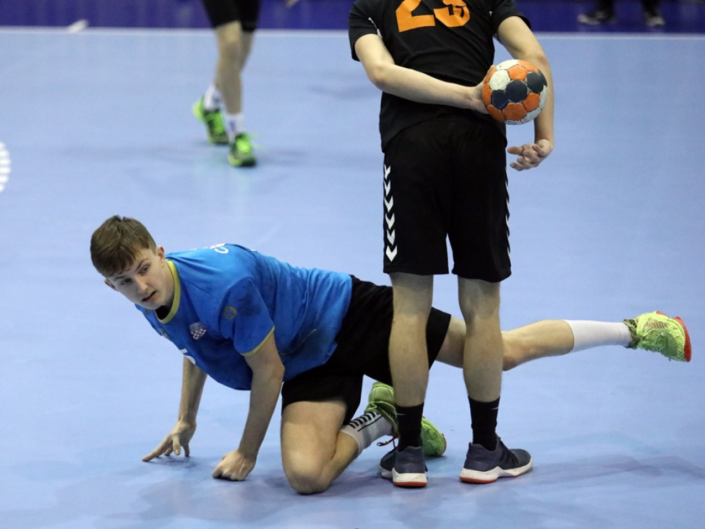 Jeden krok od awansu! Juniorzy Chrobrego zdemolowali Zagłębie