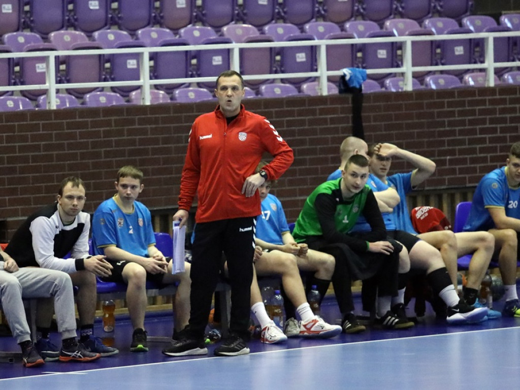 Piękna bramka Słupskiego! Wygrana juniorów rzutem na taśmę