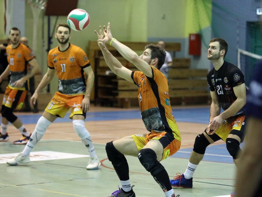 Akademicy urwali seta. Siatkarze Chrobrego z kolejnym zwycięstwem