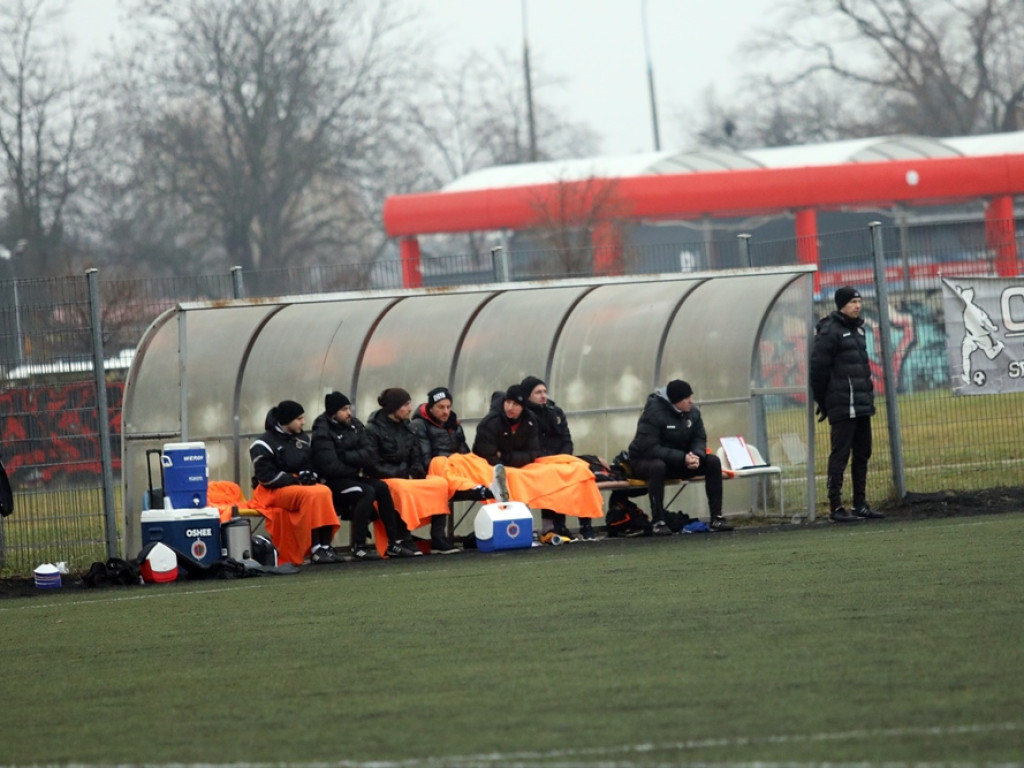 Chrobry wygrał sparingowe derby. Bieszczad obronił karnego