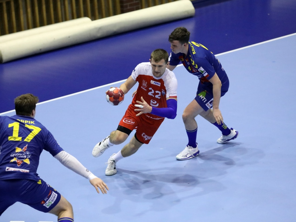 Sporo walki na parkiecie. MKS Kalisz o jedną bramkę lepszy