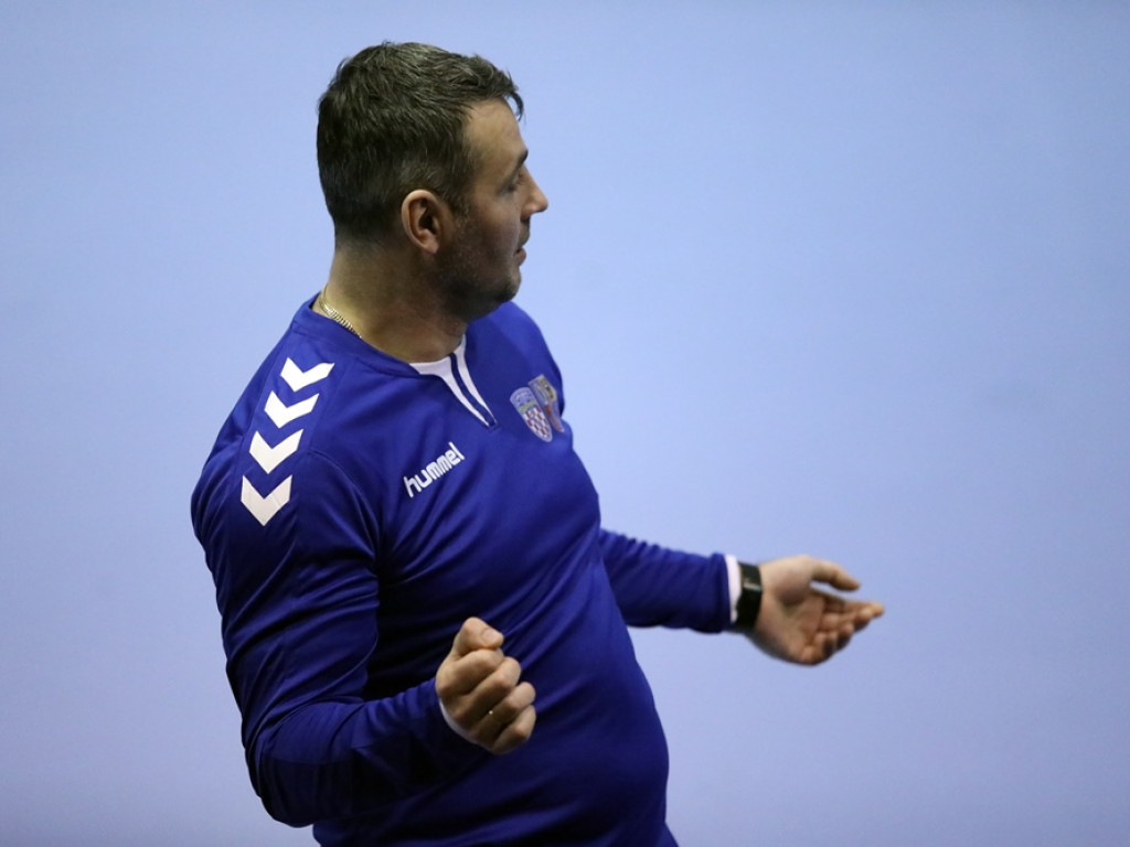 Sporo walki na parkiecie. MKS Kalisz o jedną bramkę lepszy
