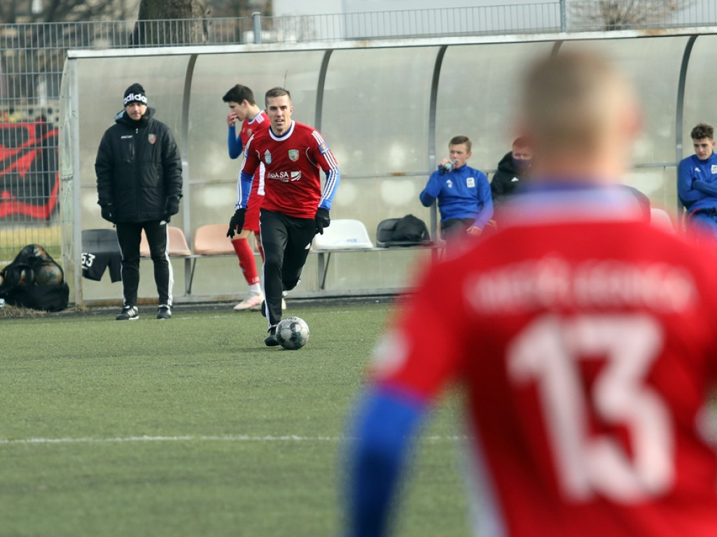 Pewna wygrana Chrobrego z rezerwami Miedzi Legnica