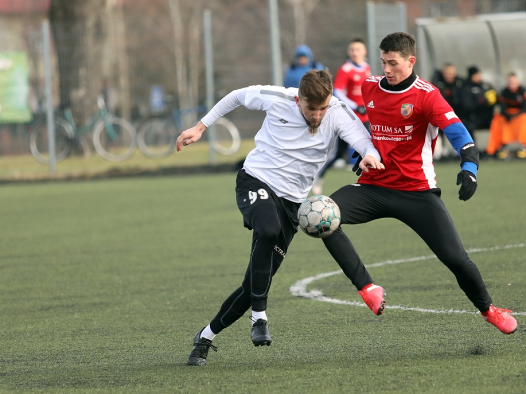 Pewna wygrana Chrobrego z rezerwami Miedzi Legnica
