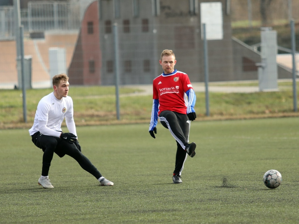 Pewna wygrana Chrobrego z rezerwami Miedzi Legnica