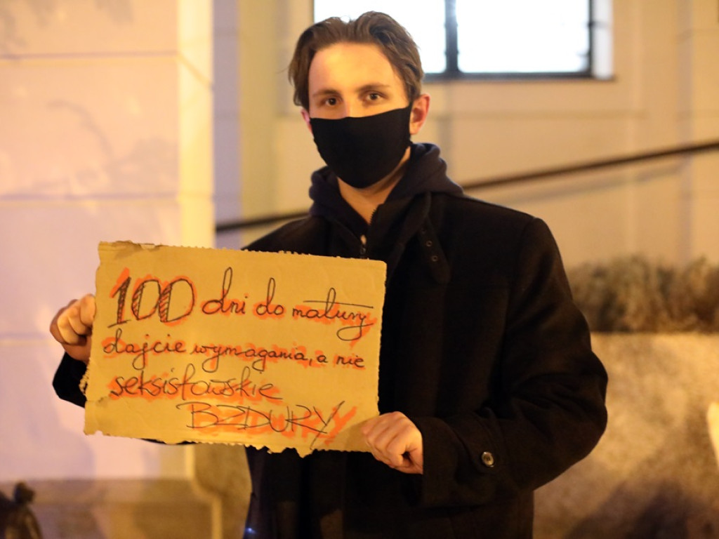 Kobiety znowu wyszły na ulicę. Jest publikacja uzasadnienia wyroku TK w sprawie aborcji