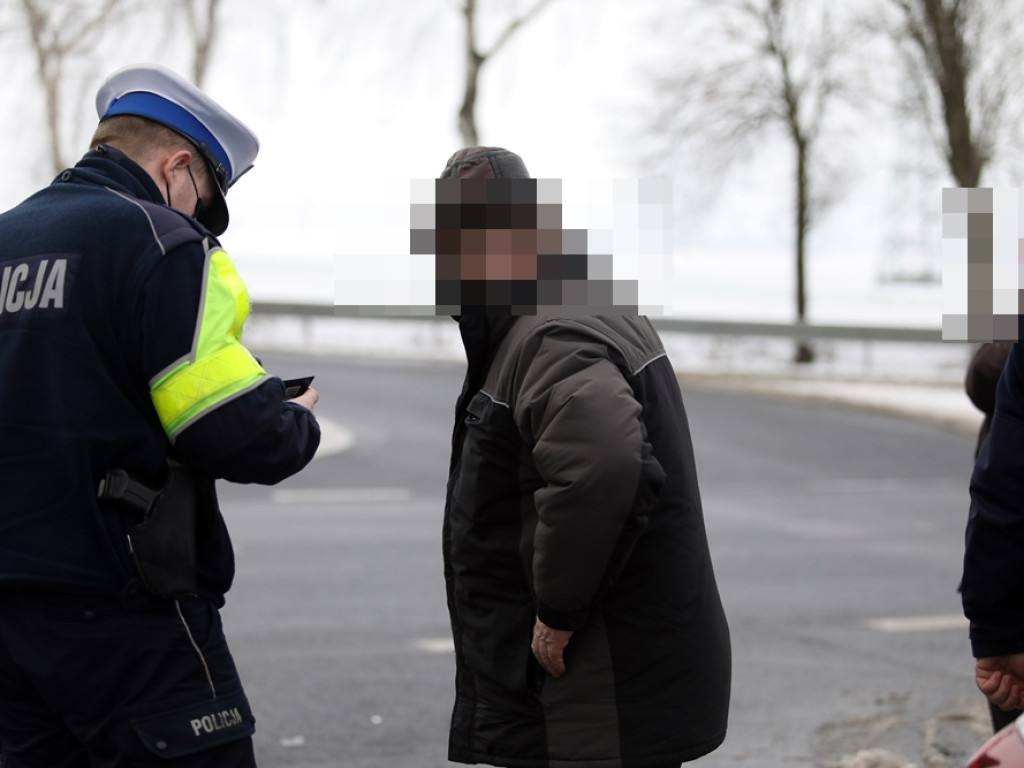 Znów tutaj. Nie zatrzymał się i wjechał na skrzyżowanie