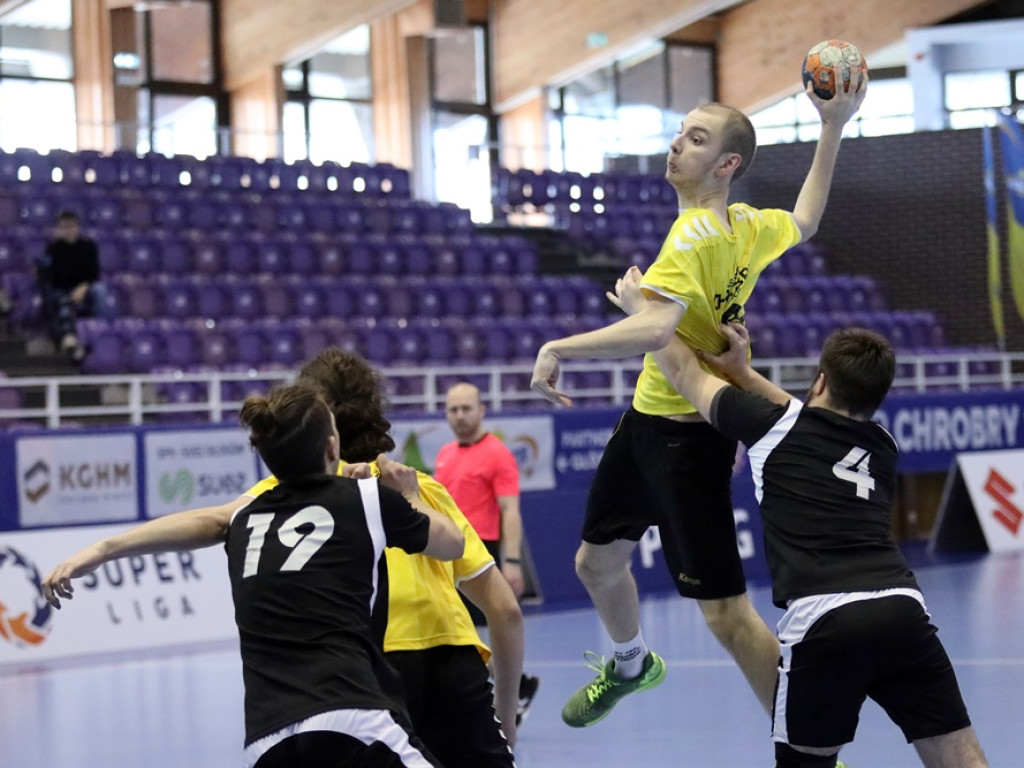 Agresywna gra w obronie kluczem do zwycięstwa rezerw