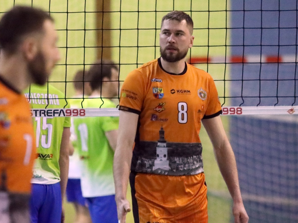 Zrobili pierwszy krok w stronę awansu. Pewna wygrana Chrobrego