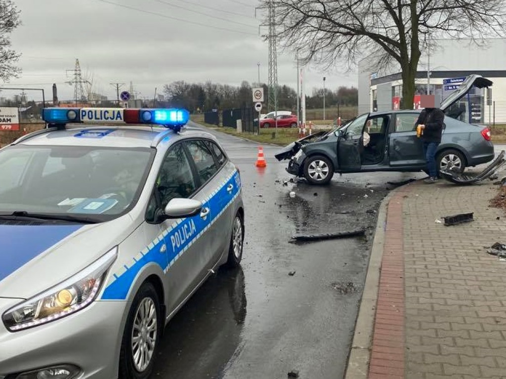 Wymusił pierwszeństwo i uderzył w skodę