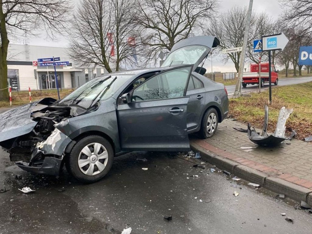 Wymusił pierwszeństwo i uderzył w skodę