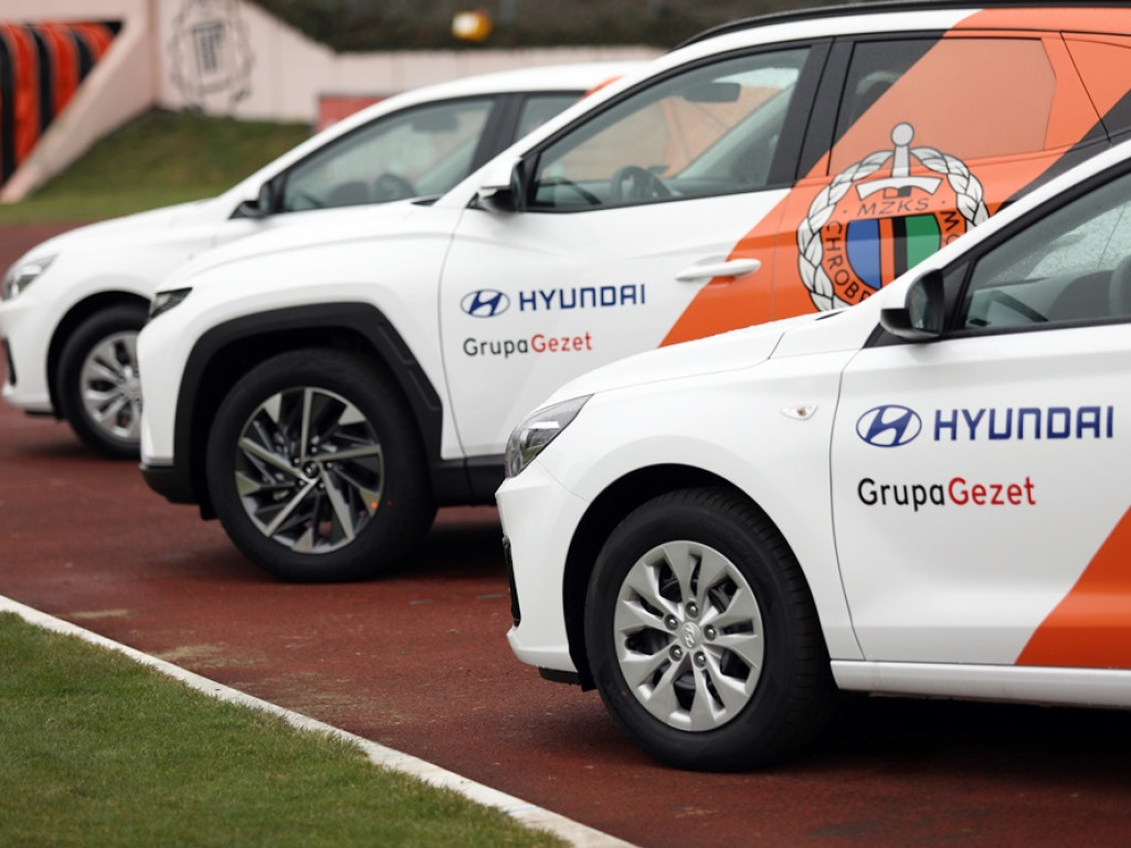 Takie bryki dla Chrobrego! Nowy sponsor w głogowskim klubie