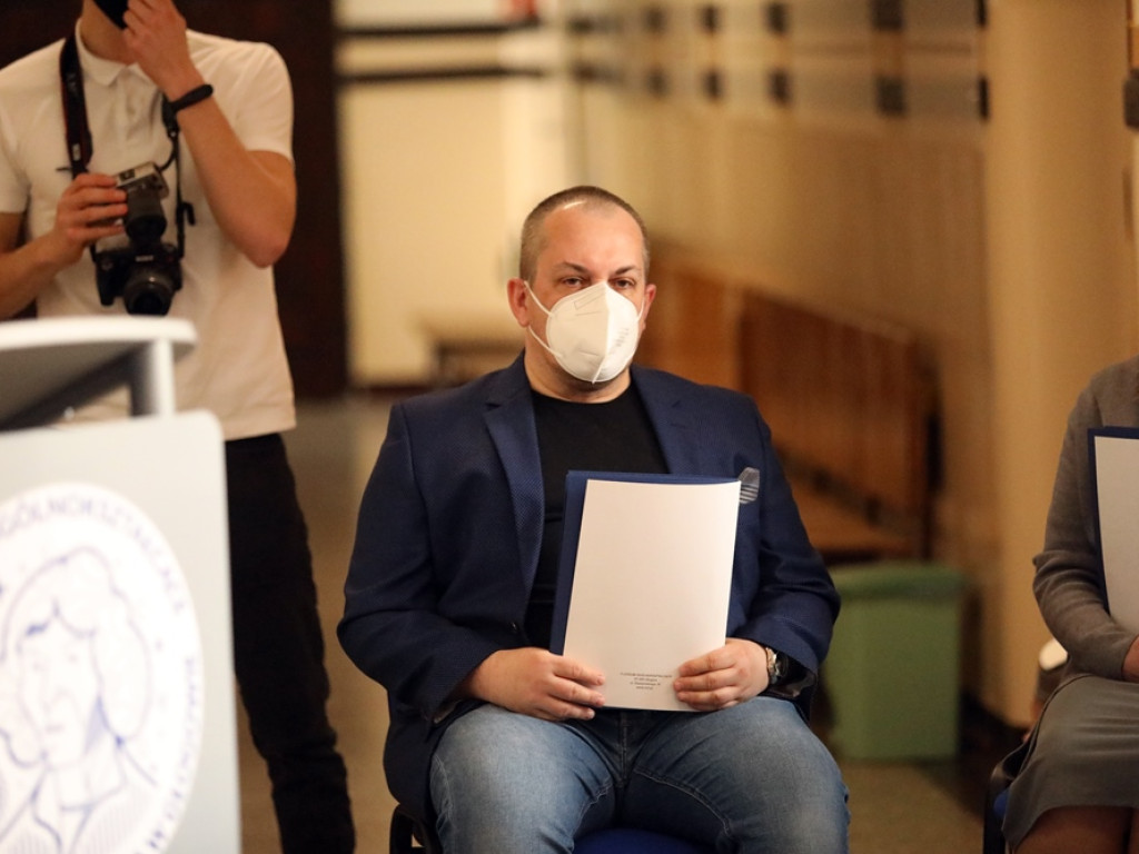 Świadectwa odebrane, czas na maturę! Najlepsi absolwenci zostali wyróżnieni