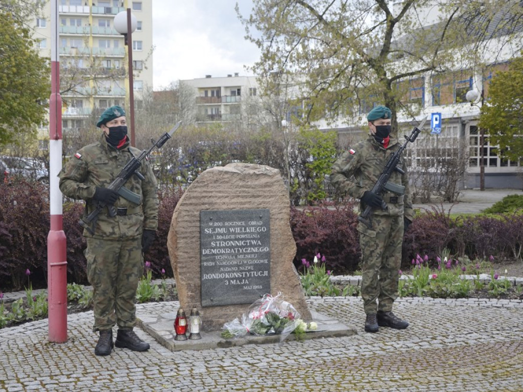 Symboliczne obchody 230. rocznicę uchwalenia Konstytucji 3 Maja w Głogowie.