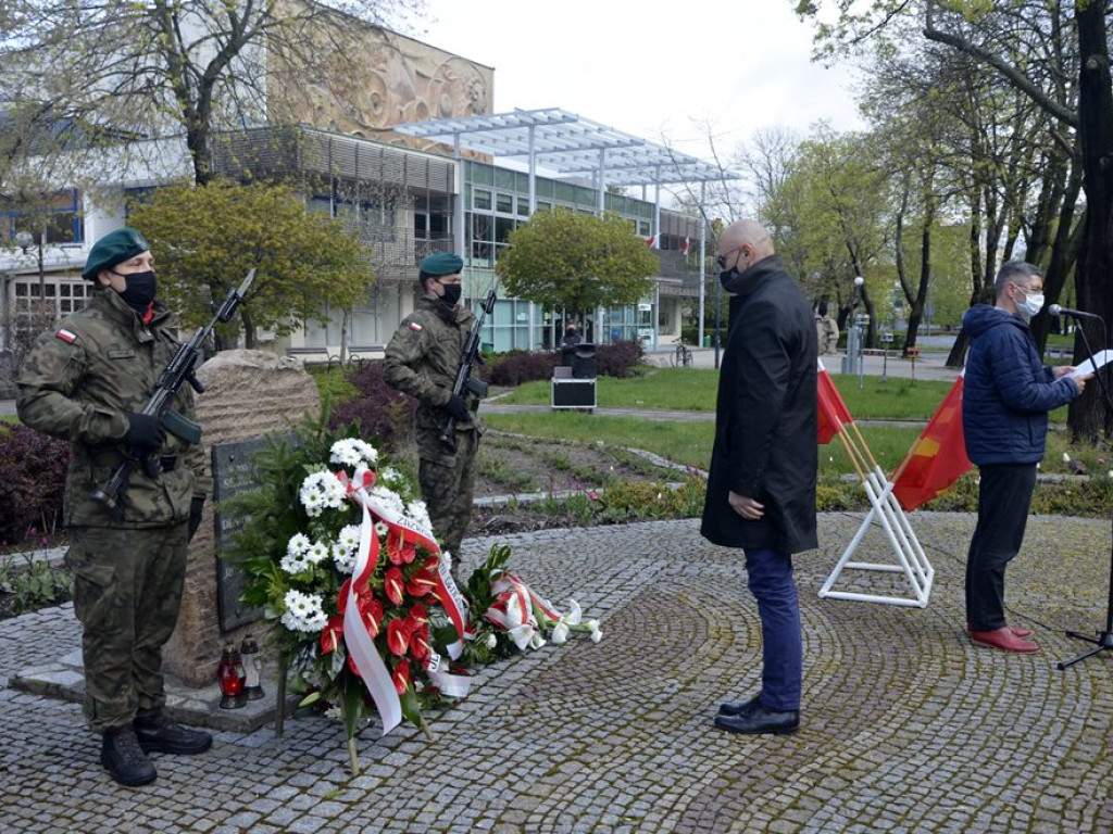 Symboliczne obchody 230. rocznicę uchwalenia Konstytucji 3 Maja w Głogowie.