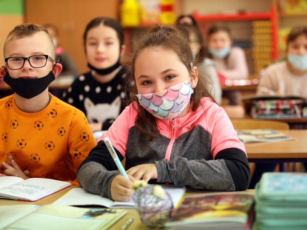 Najmłodsze dzieci wróciły do szkół. Rodzice są zadowoleni: duża ulga