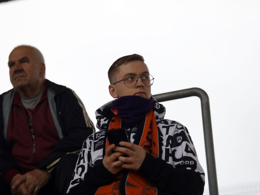 Kibice znów na trybunach! Chrobry walczy o punkty z Zagłębiem